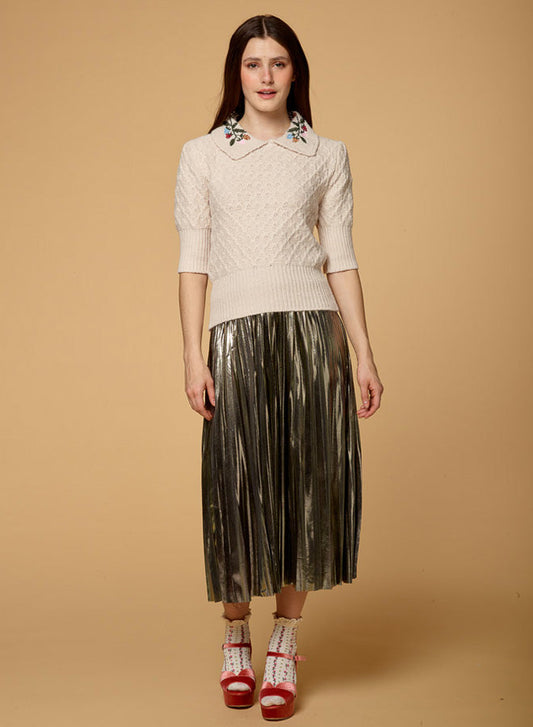 Embroidered Lapel Short Sleeve Sweater
